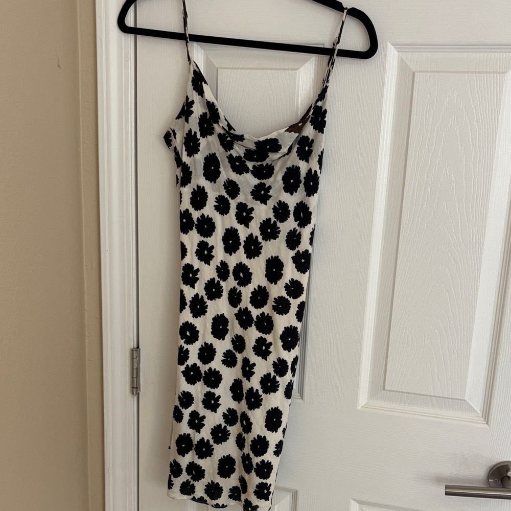 Princess Polly Black and Cream Floral Midi Dress